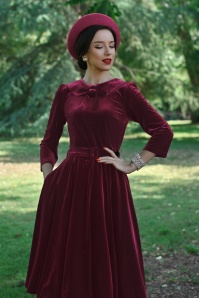 Hearts & Roses - Lua fluwelen swing jurk in rood 3