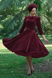 Hearts & Roses - Lua fluwelen swing jurk in rood