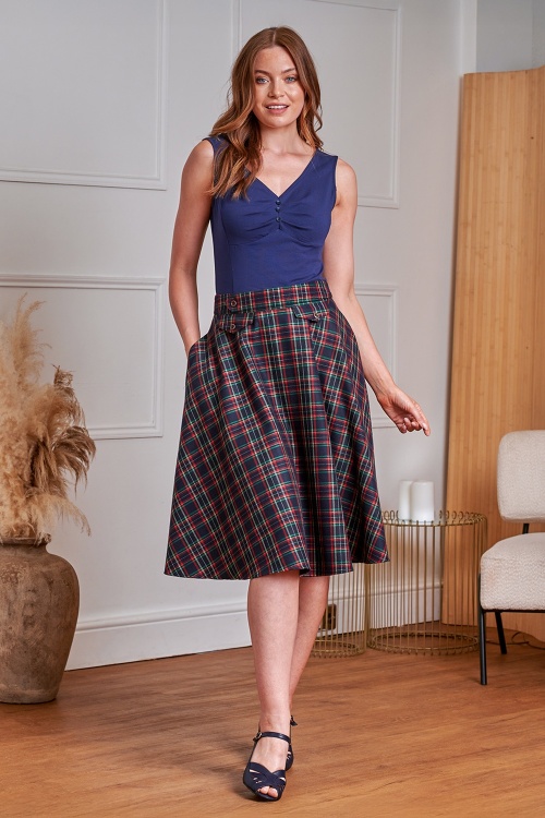 Banned Retro - Book Club Tartan Swing Skirt in Navy