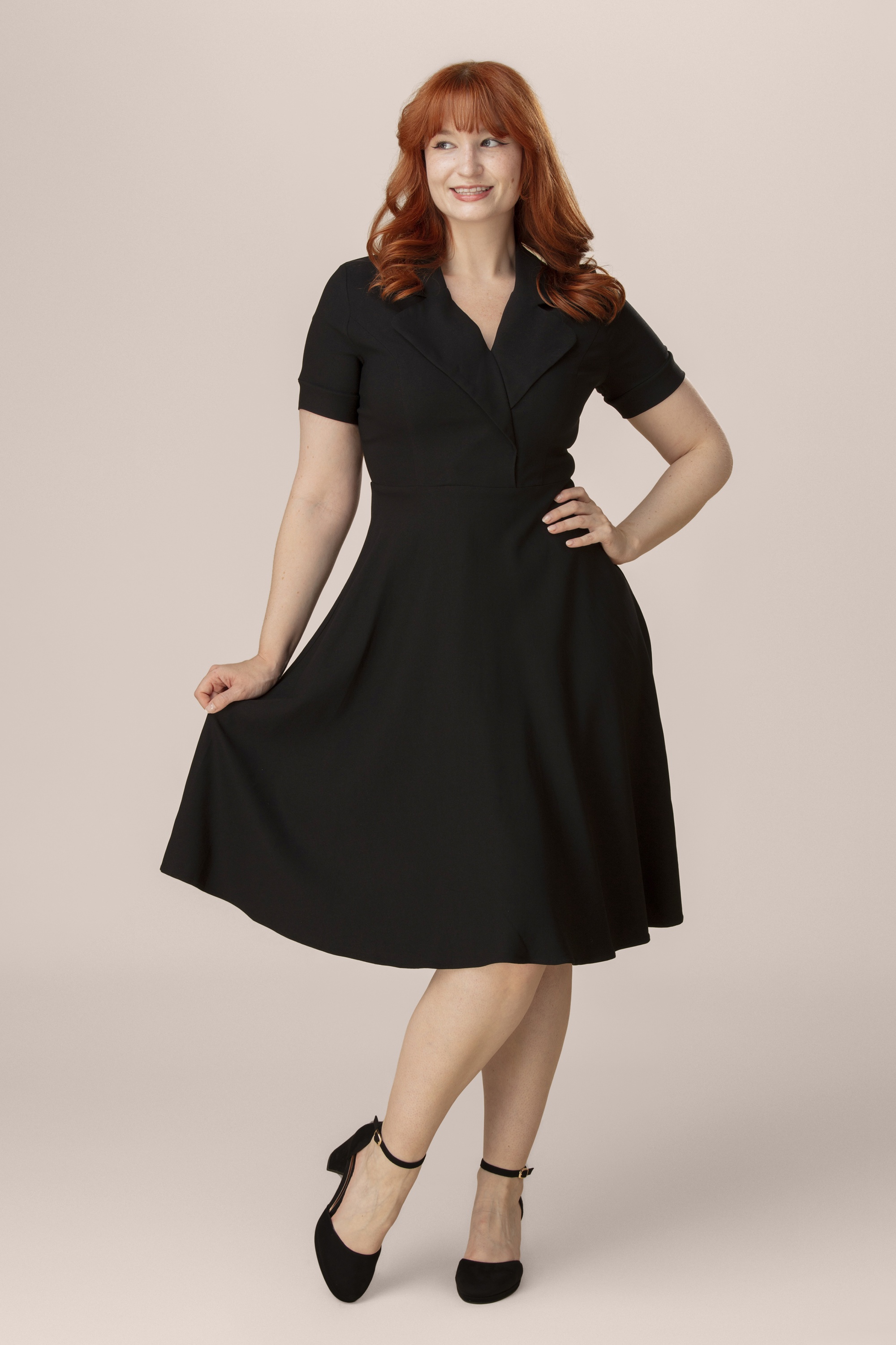 Topvintage Boutique Collection - Exclusivité Topvintage ~ Robe swing Alexis en noir