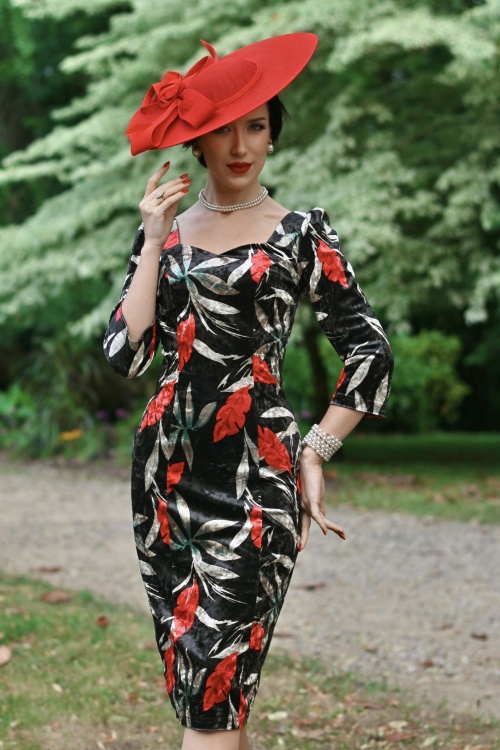 Hearts & Roses - Robe moulante en velours à fleurs Ada en vert foncé