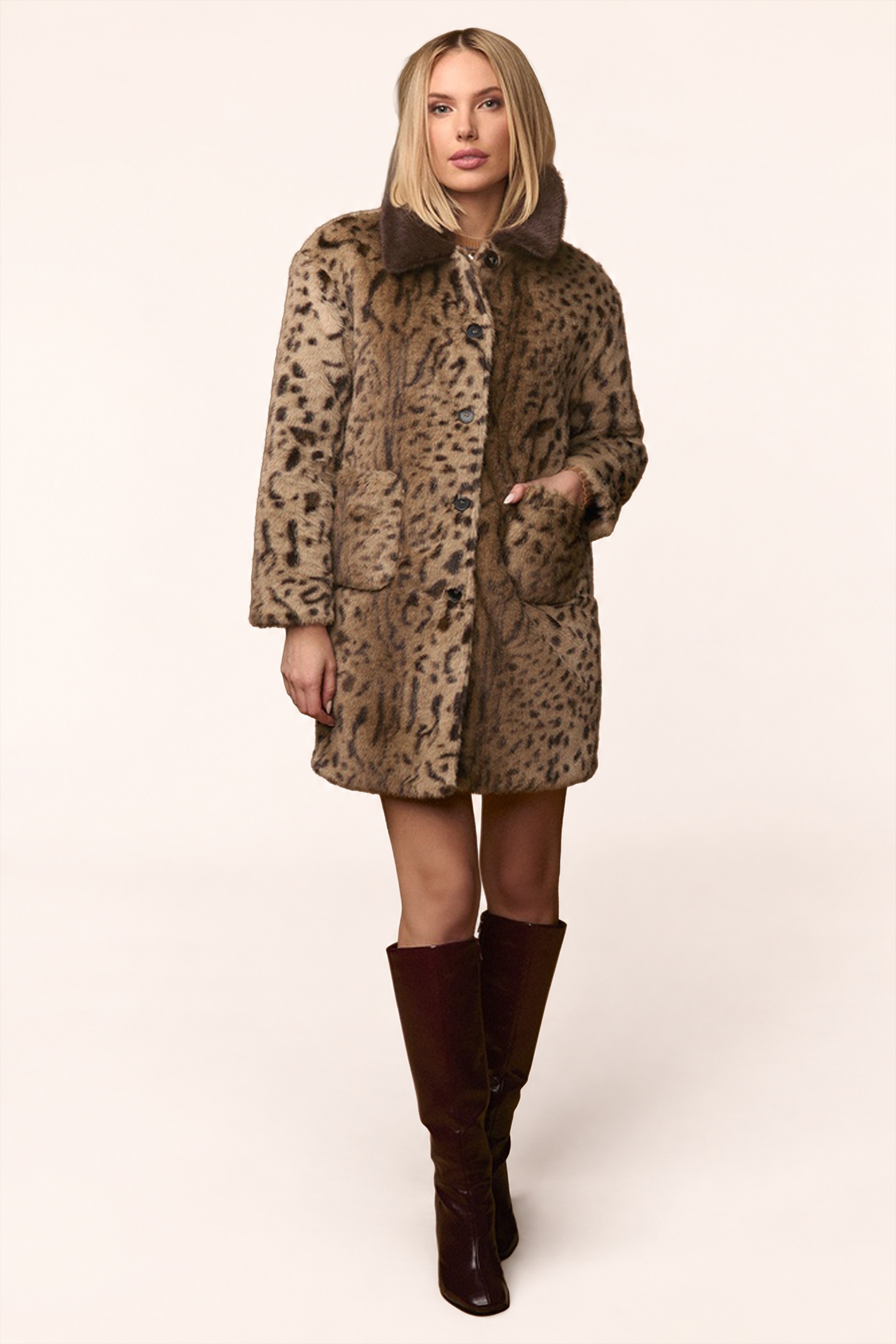 Minueto - Kensington jas in leopard 2