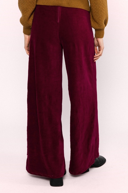 Blutsgeschwister - Soft and Fitted Cordhose mit hoher Taille in Bussi Baby Red 2