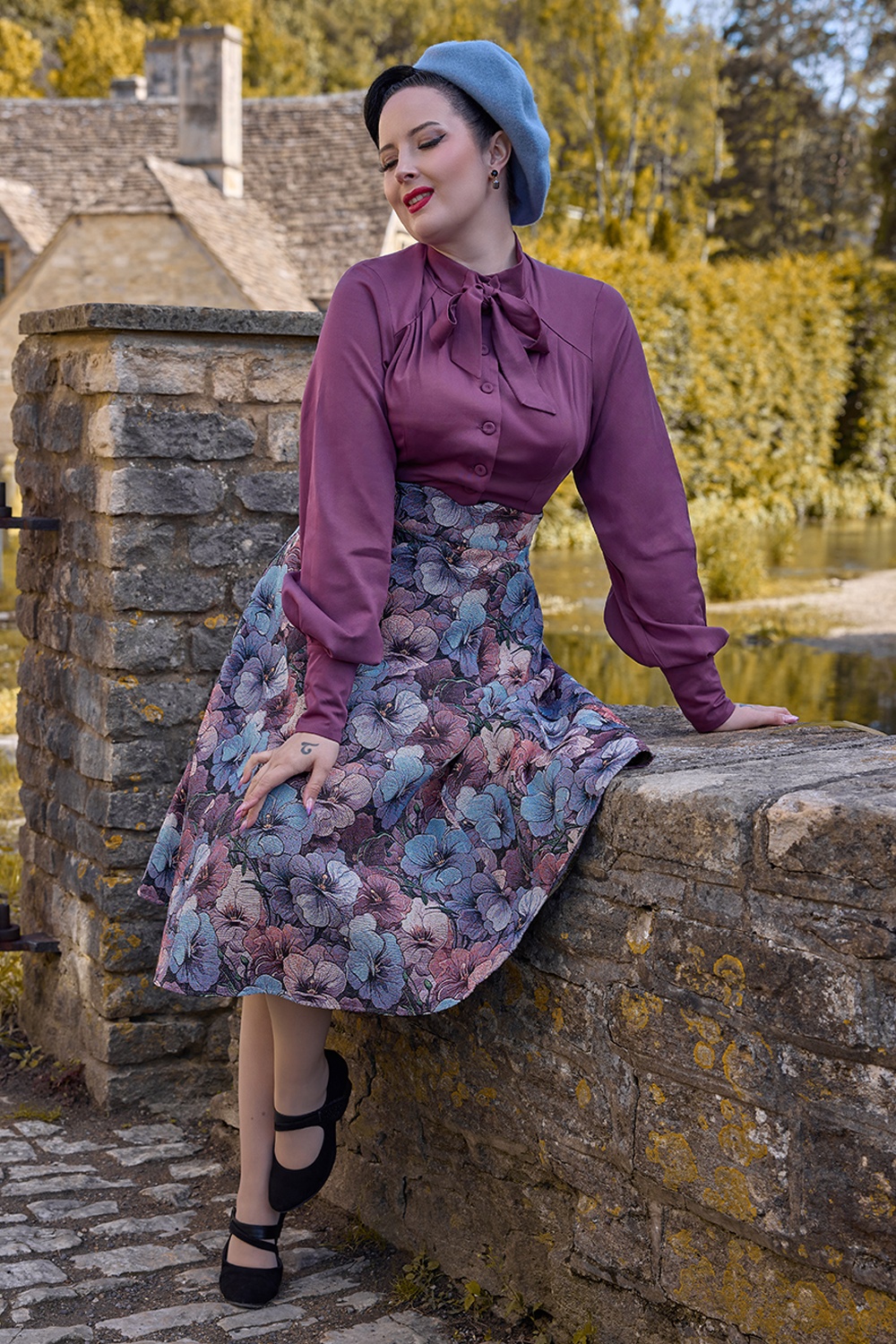 Miss Candyfloss - Emberly Azure Floral Swing Skirt in Blue and Purple 2