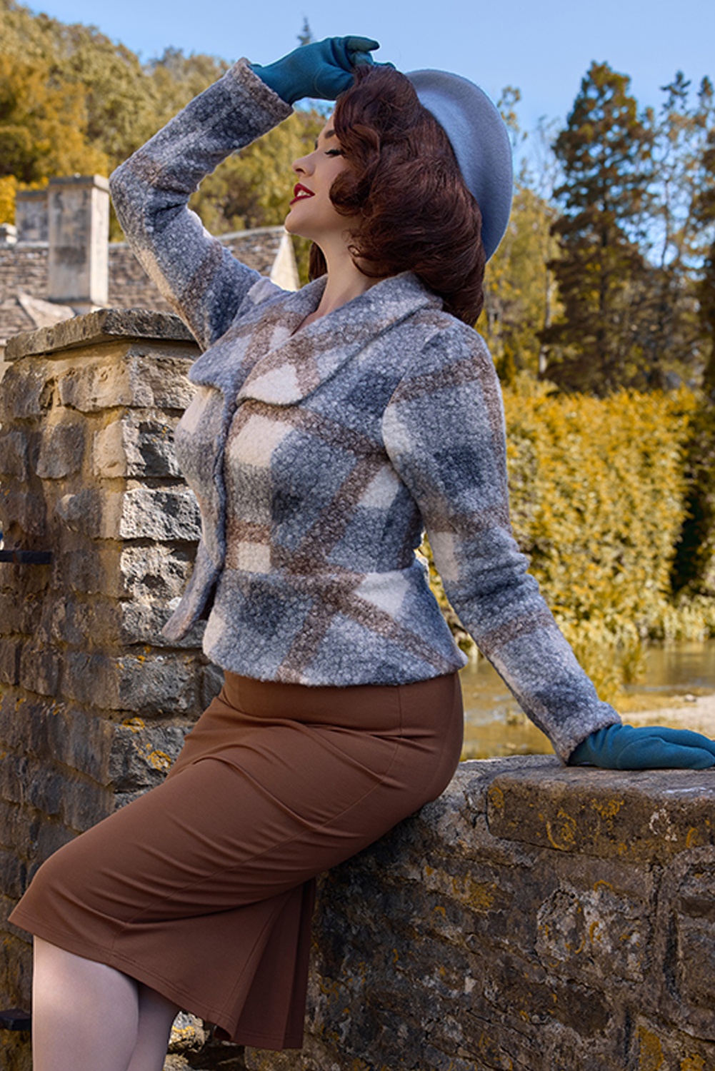 Miss Candyfloss - Edrise Lou bouclé blazer in grijs tartan 3