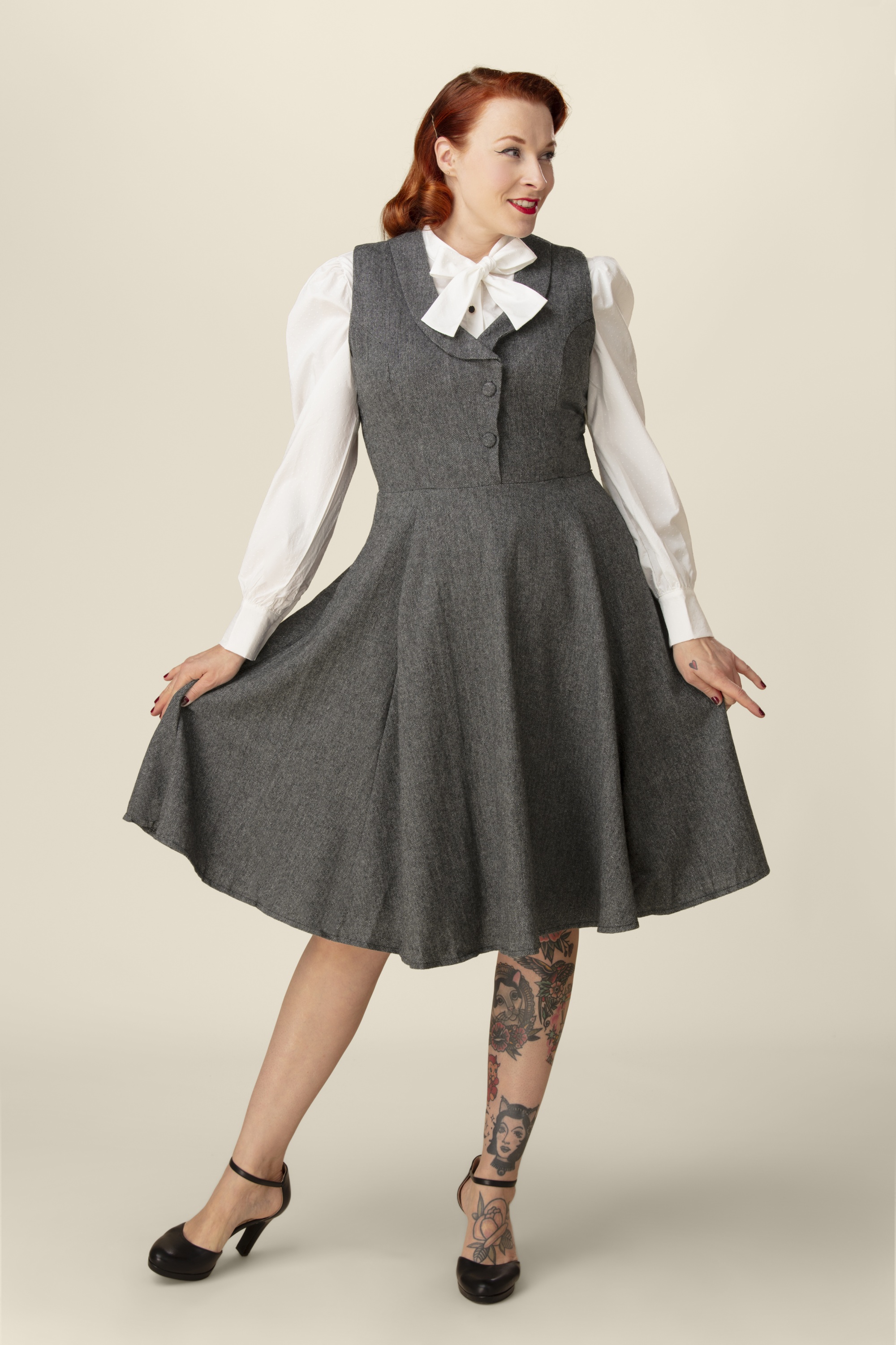 Topvintage Boutique Collection - Topvintage exclusive ~ Charlotte Swing Dress in Grey