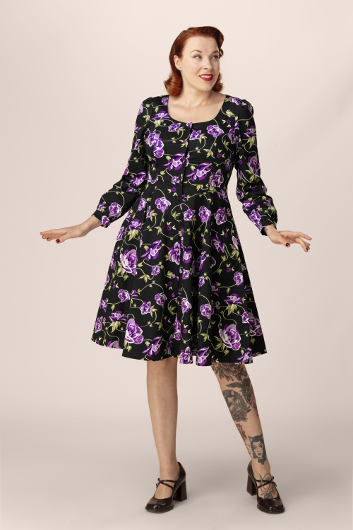 Dolly Dawn - Exclusivité Topvintage ~ Robe swing à fleurs Charlotte en noir