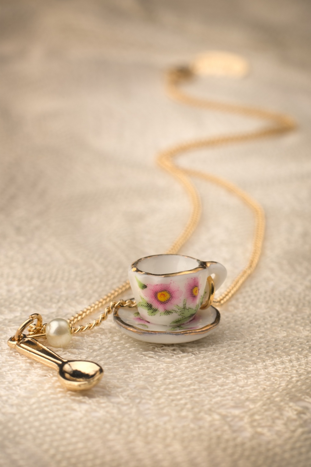 40s Fancy Porcelain Flower Teacup Necklace