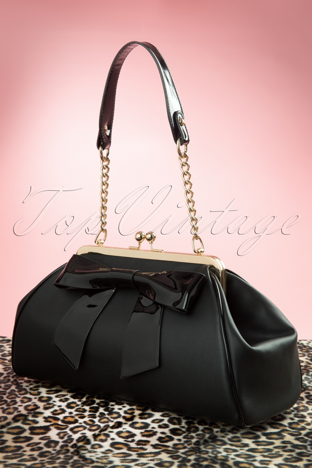 Black Chain Purse With Bow