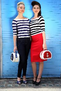 Collectif Clothing - 50s Marina Jumper in Navy 2
