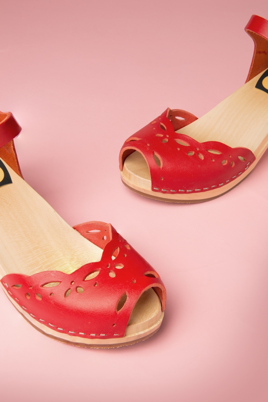 peeptoe clogs