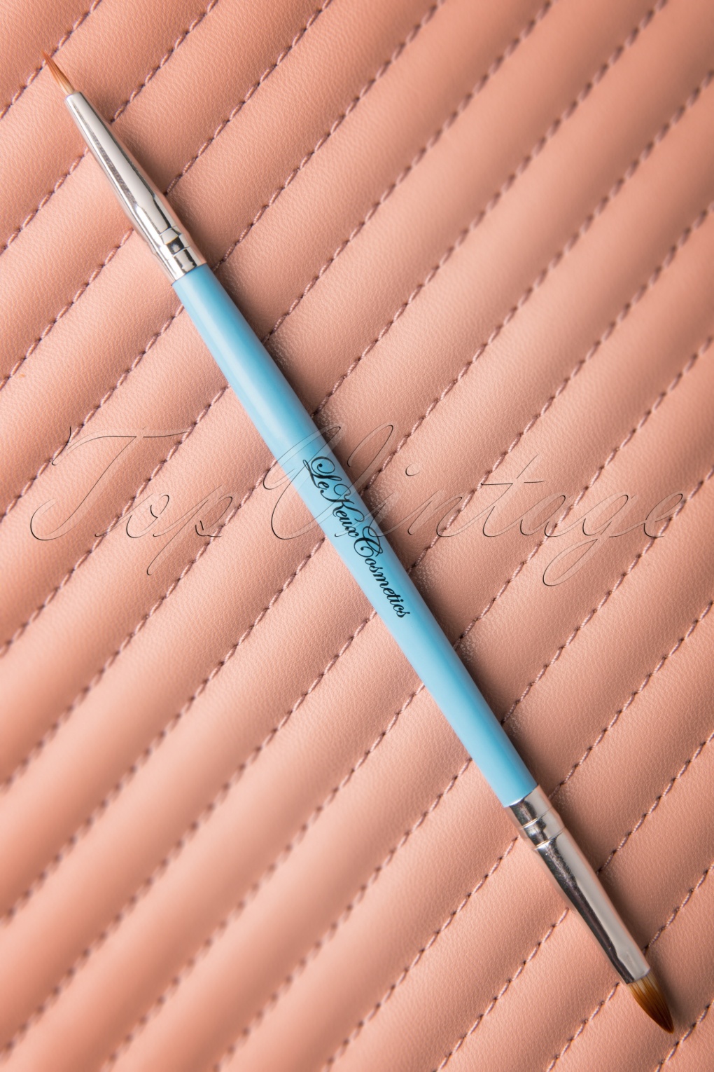 Lip And Eyeliner Brush