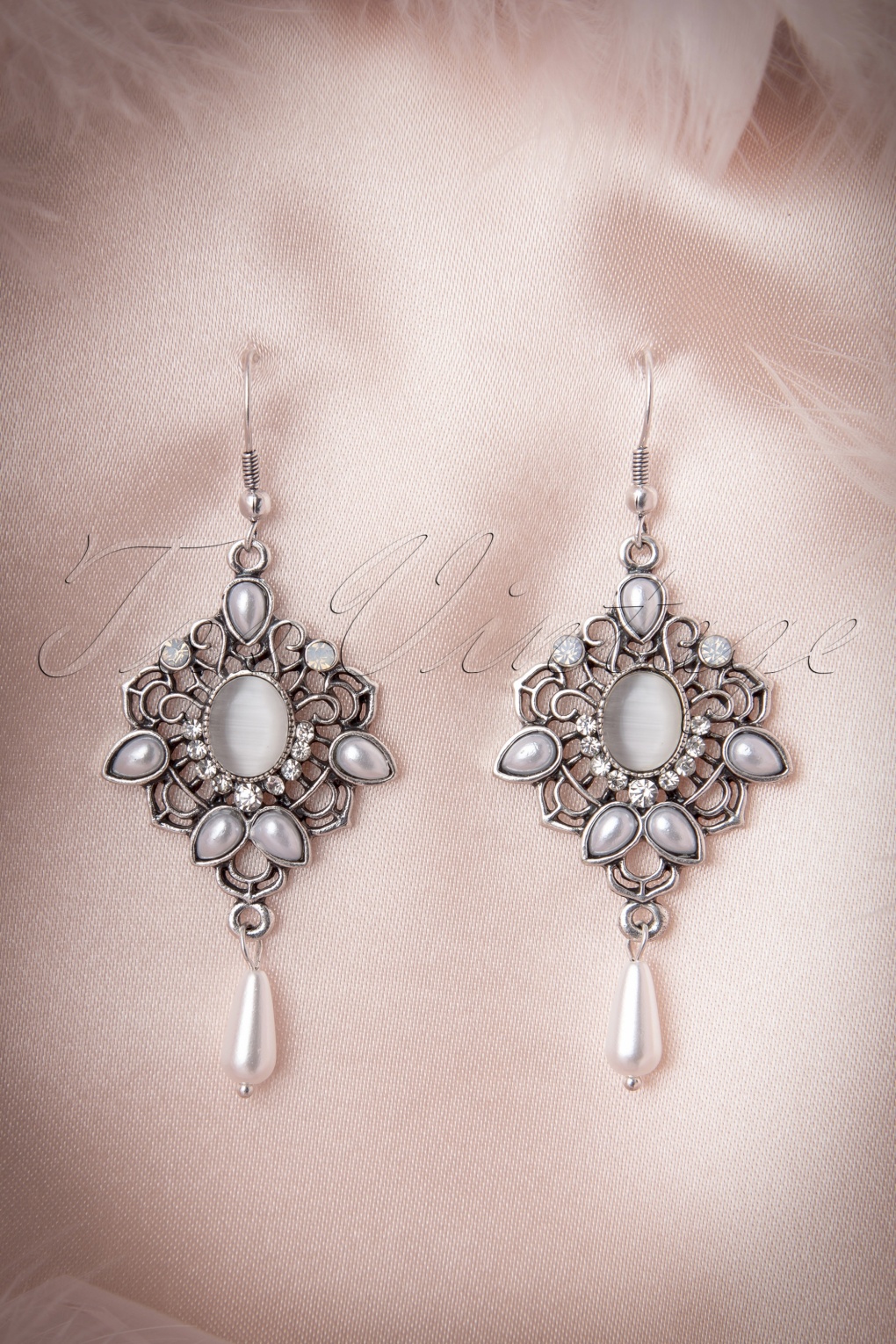 20s Anne Dangle Earrings Silver