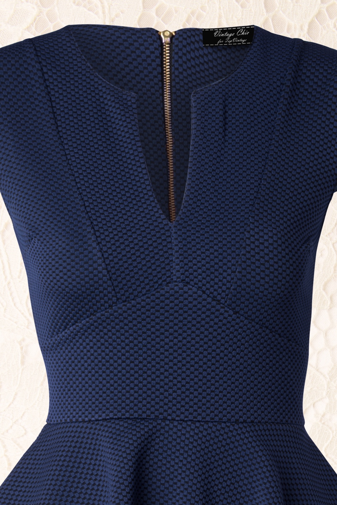 Vintage Chic for Topvintage - Carese peplumjurk in marineblauw en zwart 4