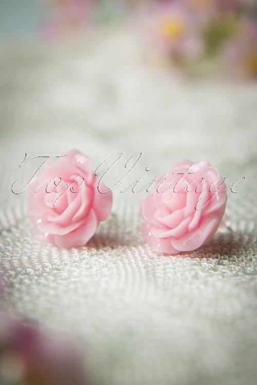 Collectif Clothing - English Rose Earstuds Années 50 en Rose Tendre