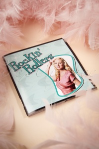 Lauren Rennells - Vintage Hairstyling: Rockin' Rollers Soft Leopard Print Hair Roller und Hairstyle Filler 4