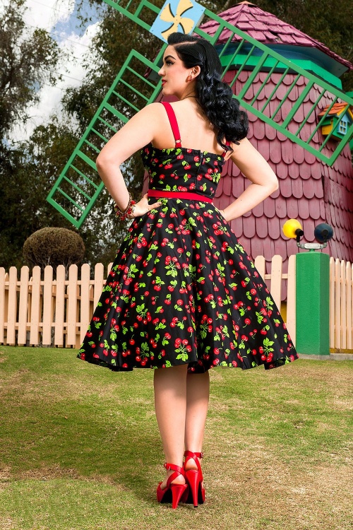 Pinup Couture - Molly Black Cherry Swing-Kleid 2