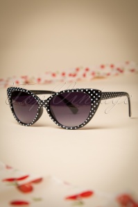So Retro - 50s Lucy White Polkadot Sunglasses in Black 3