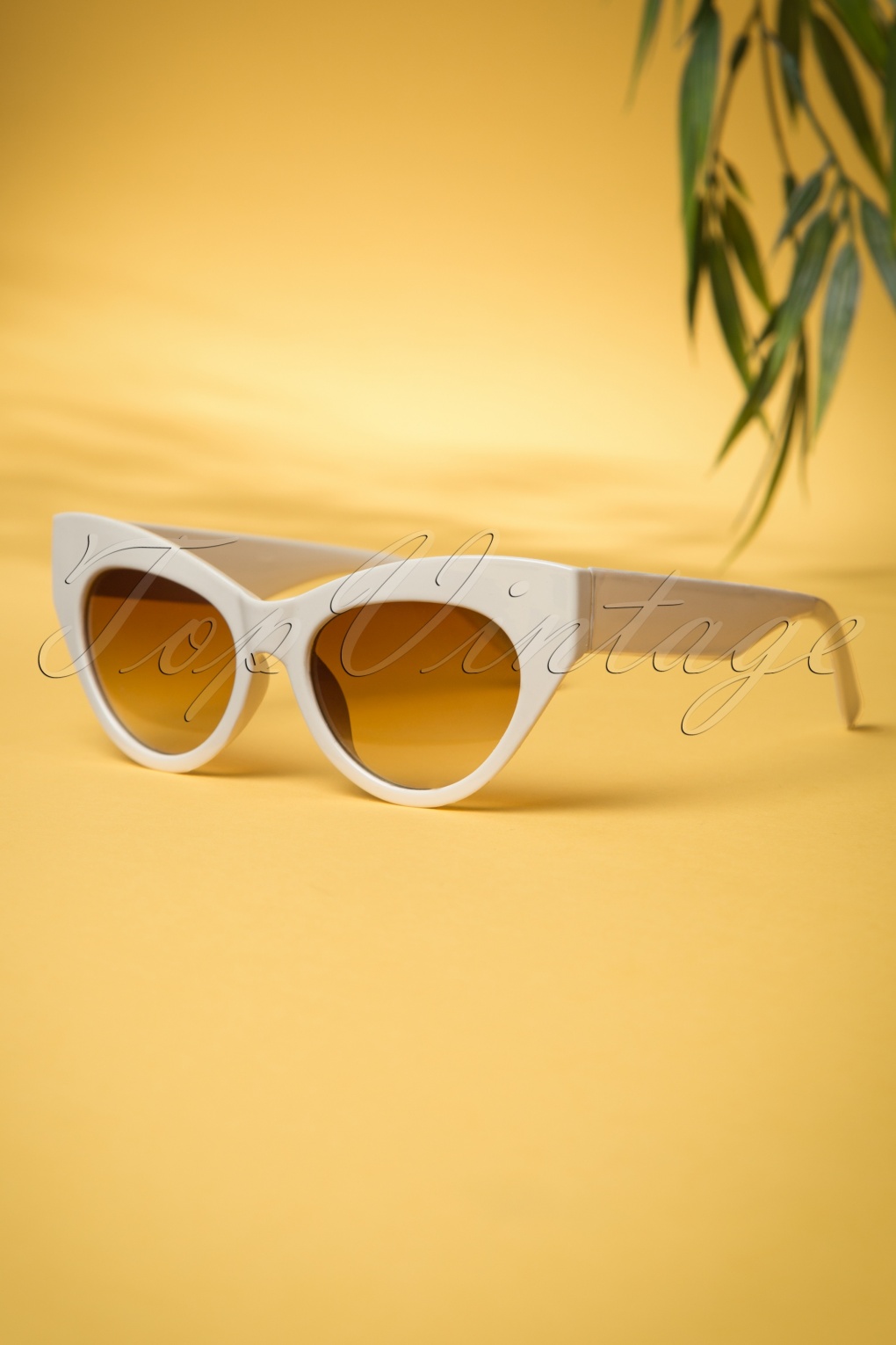 50s Ida Retro Sunglasses In Cream 