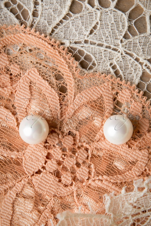 Collectif Clothing - Elegant Ivory Pearl Earstuds en Or rose
