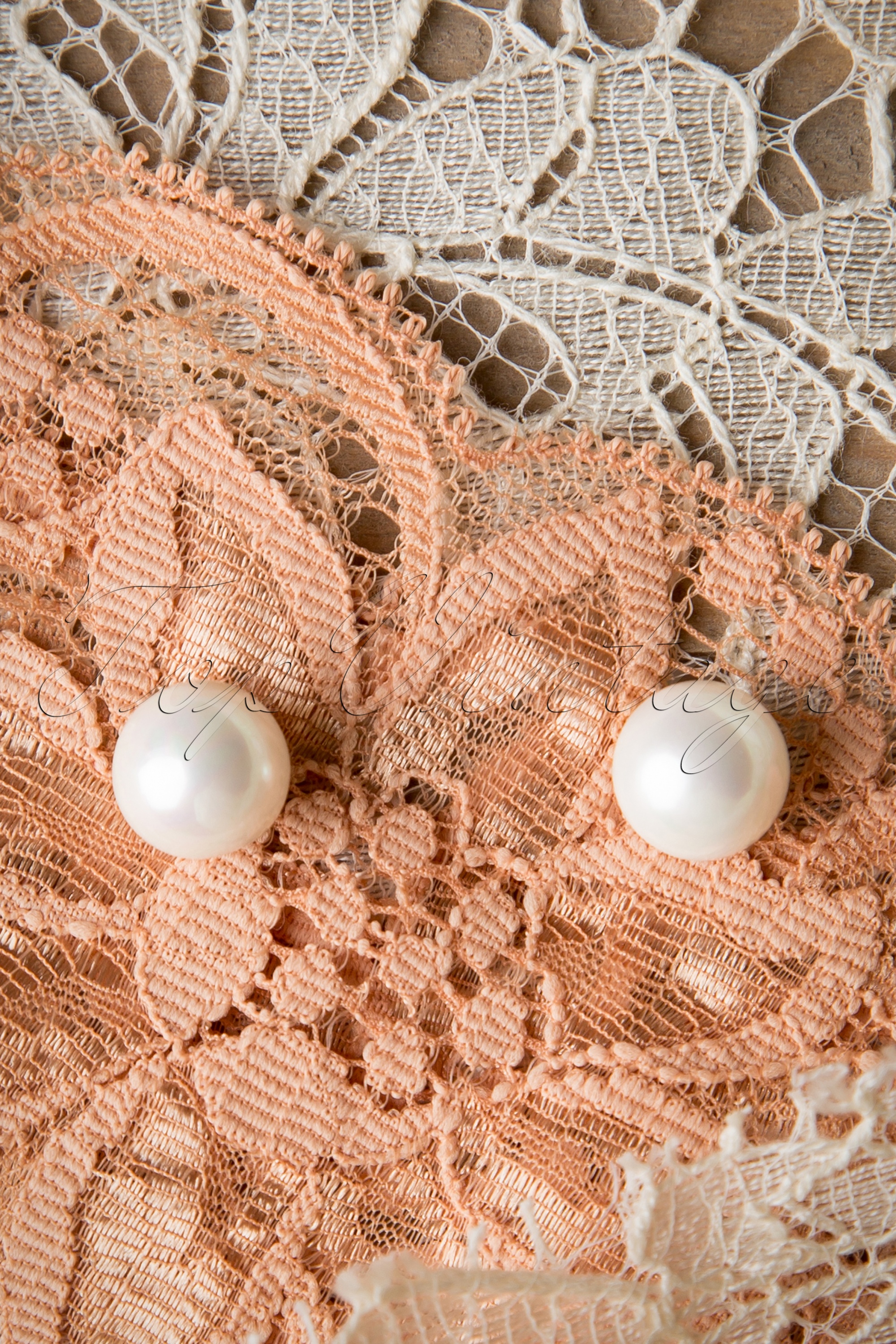 Collectif Clothing - Elegante oorstekers van ivoorparel, roségoud