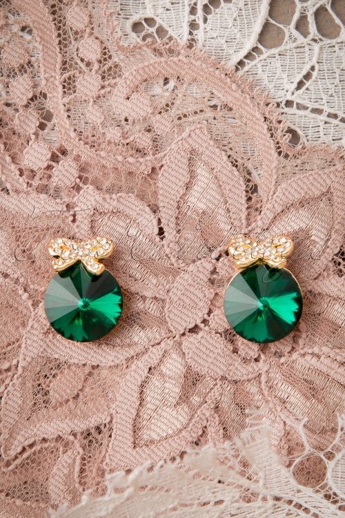 Collectif Clothing - Giftwrapped Emerald Diamond Earrings Années 50