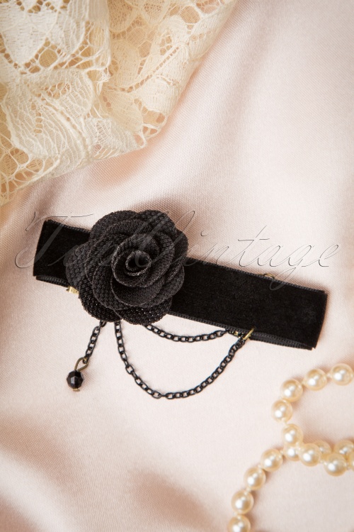Victoria's Gem - 20s The Queens Black Velvet Bracelet