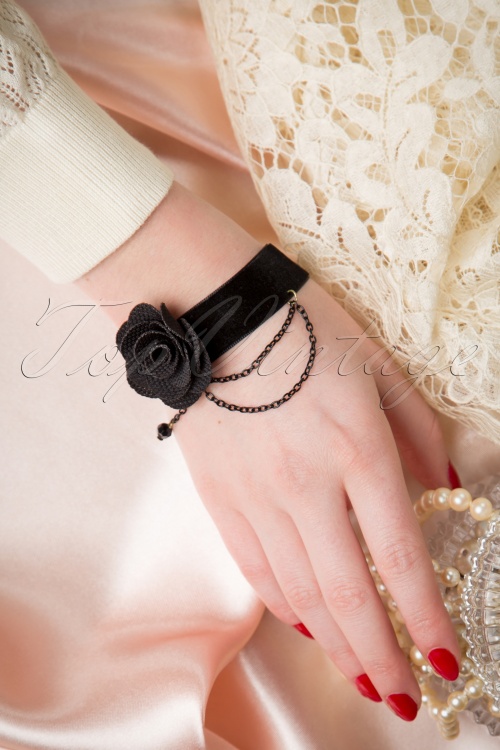 Victoria's Gem - 20s The Queens Black Velvet Bracelet 2