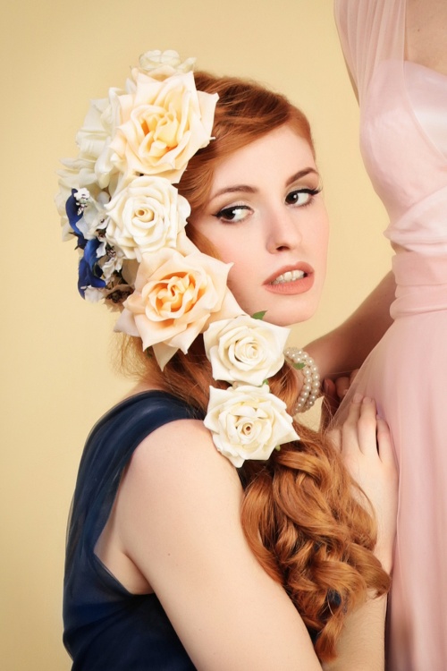 Collectif Clothing - Een roos is een roos is een roos in perzikkleurige haarclipbroche 3