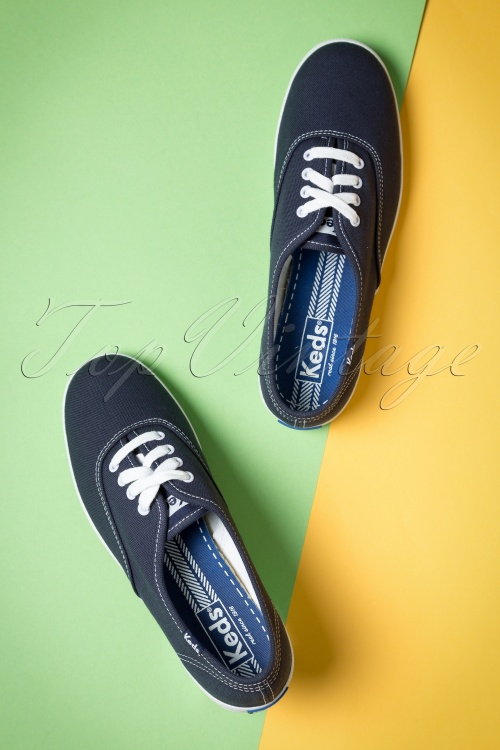 Keds - 50s Champion Core Text Sneakers in Navy 2