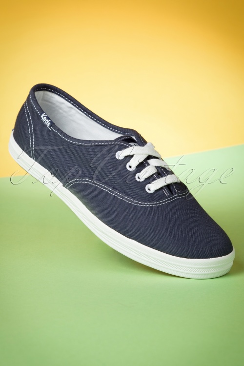 Keds - 50s Champion Core Text Sneakers in Black