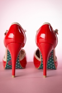 Banned Retro - 50s Betty Pumps in Red 8