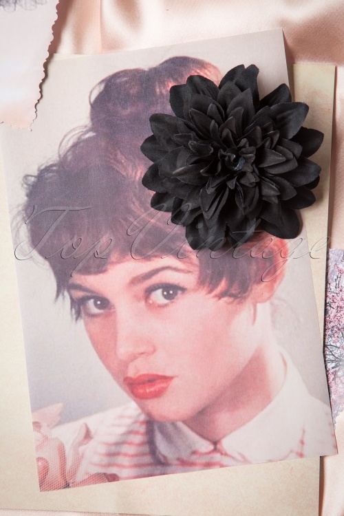ZaZoo - 50s Flower Hair Clip & Brooch in Black 2