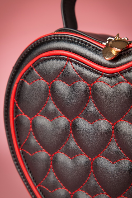 Banned Retro - 40s Love at First Sight Handbag in Black and Red 3
