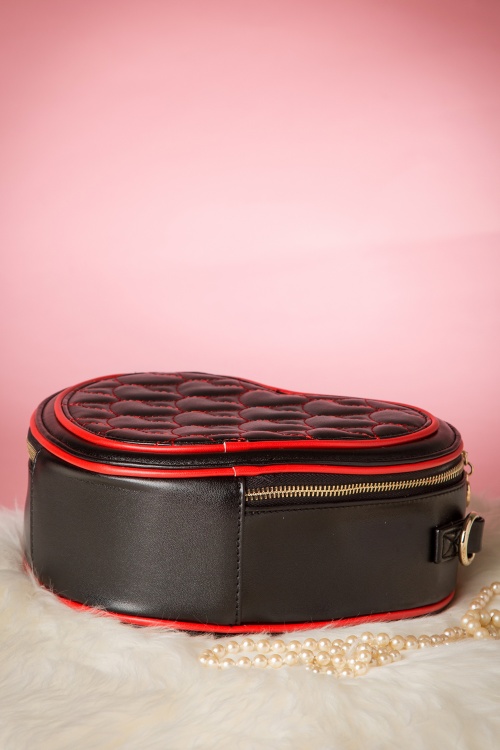 Banned Retro - 40s Love at First Sight Handbag in Black and Red 5