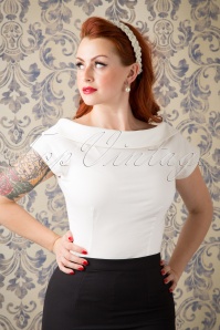 Collectif Clothing - 50s Cordelia Top in Ivory 3