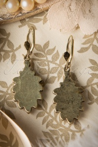 Lovely - Sweet Leaf Pearl Earrings 3