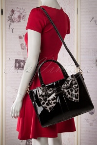 La Parisienne - 60s Wow What a Bow Handbag in Black 7