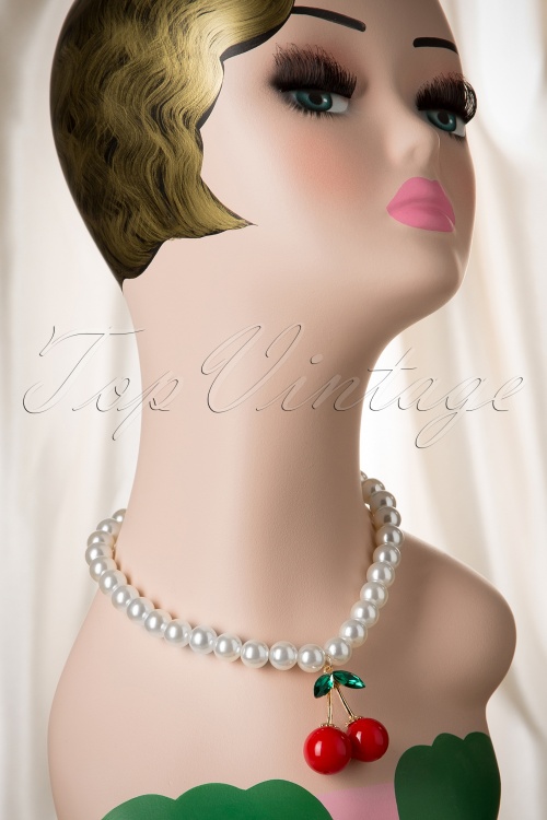 From Paris with Love! - I Love My Cherry Pearl Necklace Années 50