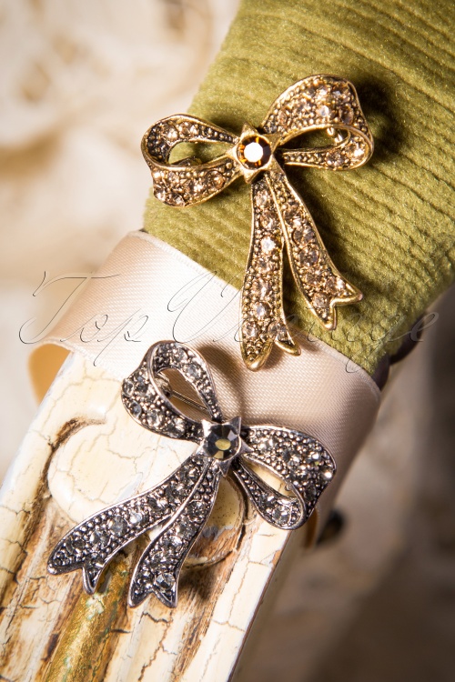  - Sparkles On My Bow Brosche in Gold 4