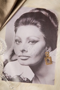 From Paris with Love! - 60s Hollow Square Earrings in Gold 2