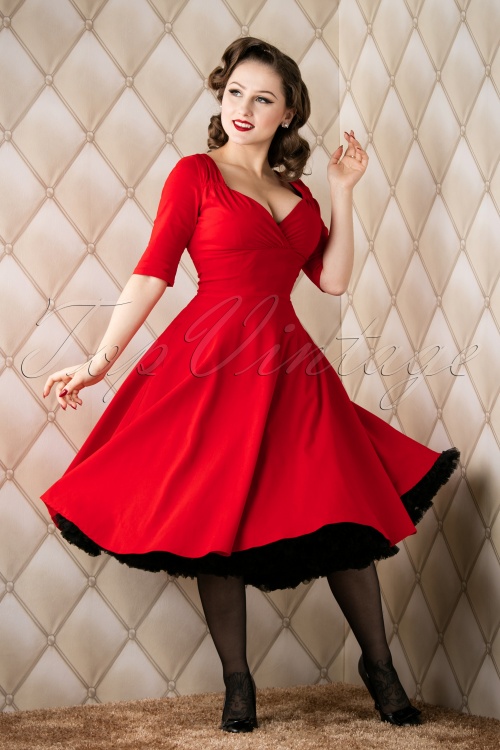 Collectif Clothing - Trixie Doll Swing Dress Années 50 en Rouge 2