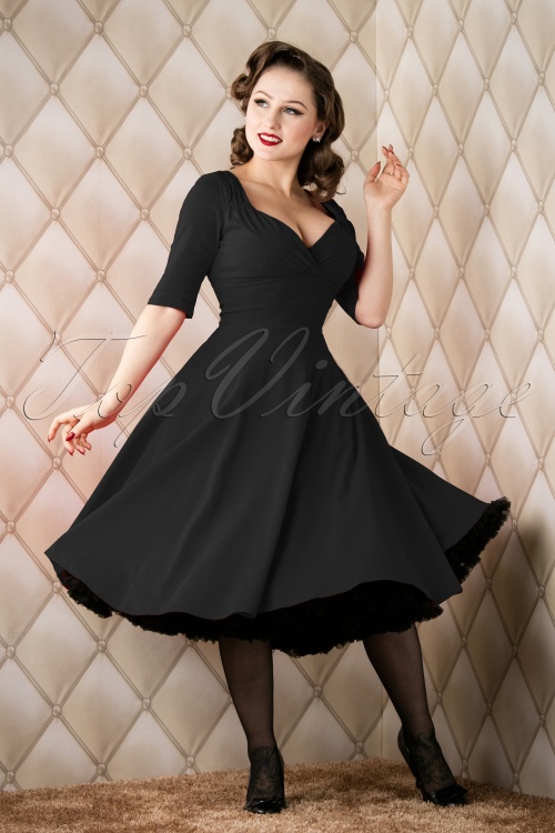 Collectif Clothing - Trixie Doll Swing Dress Années 50 en Noir 2
