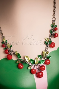  - Fabulous Cherries Necklace and Earrings Années 1960 3