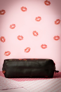 Sassy Sally - 50s Black Cherry Make-up Bag 6
