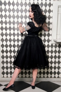 Pinup Couture - Laura Byrnes Lilith rok in zwart visnet 6