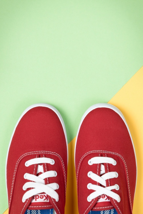 Keds - 50s Champion Core Text Sneakers in Red 6