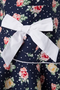 Bunny - 50s Emma Floral Apron in Navy 3