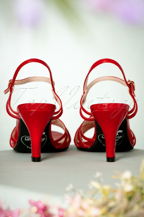 Banned Retro - 40s Amelia Sandals in Red 8