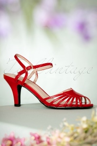 Banned Retro - 40s Amelia Sandals in Red 3